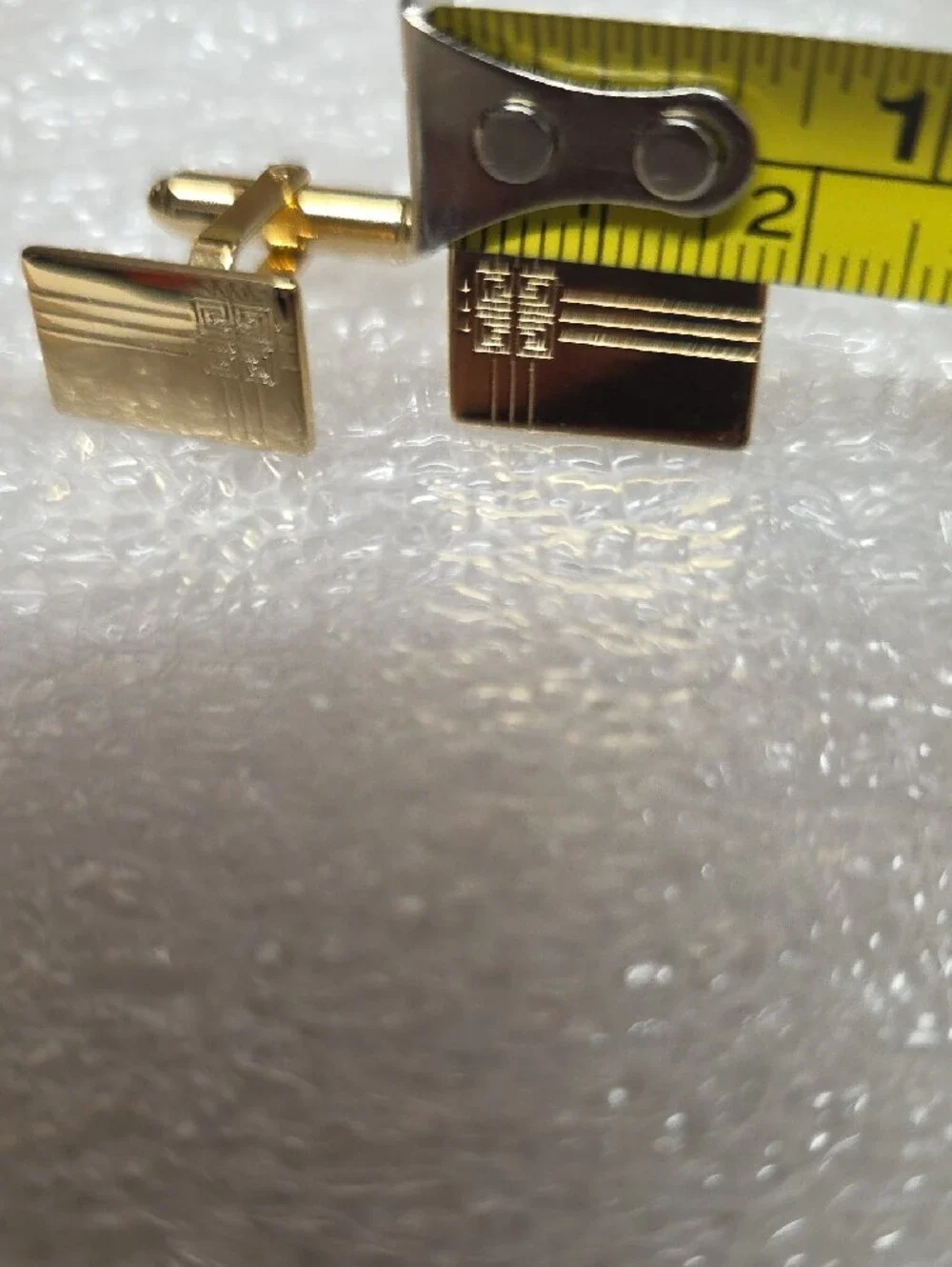 Vintage Givenchy Gold Tone Rectangle 4G Logo CufflinksCategory